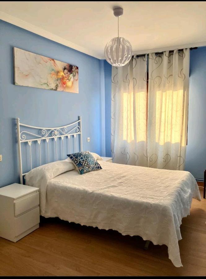 Alojamiento En Playa Del Arbeyal Χιχόν Εξωτερικό φωτογραφία